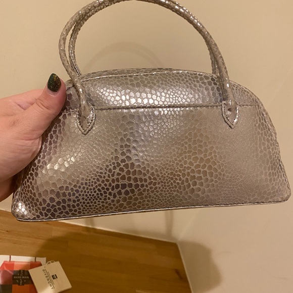 💕Givenchy Small Purse💕 - Picture 3 of 8